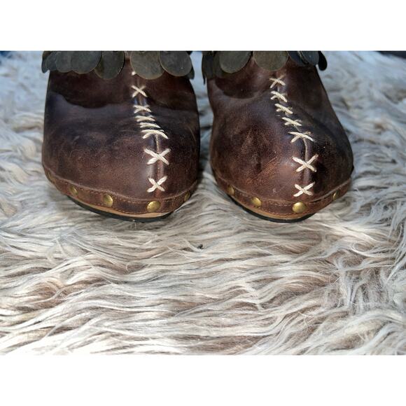 Volatile Women's Heeled Clogs - Picture 16 of 16